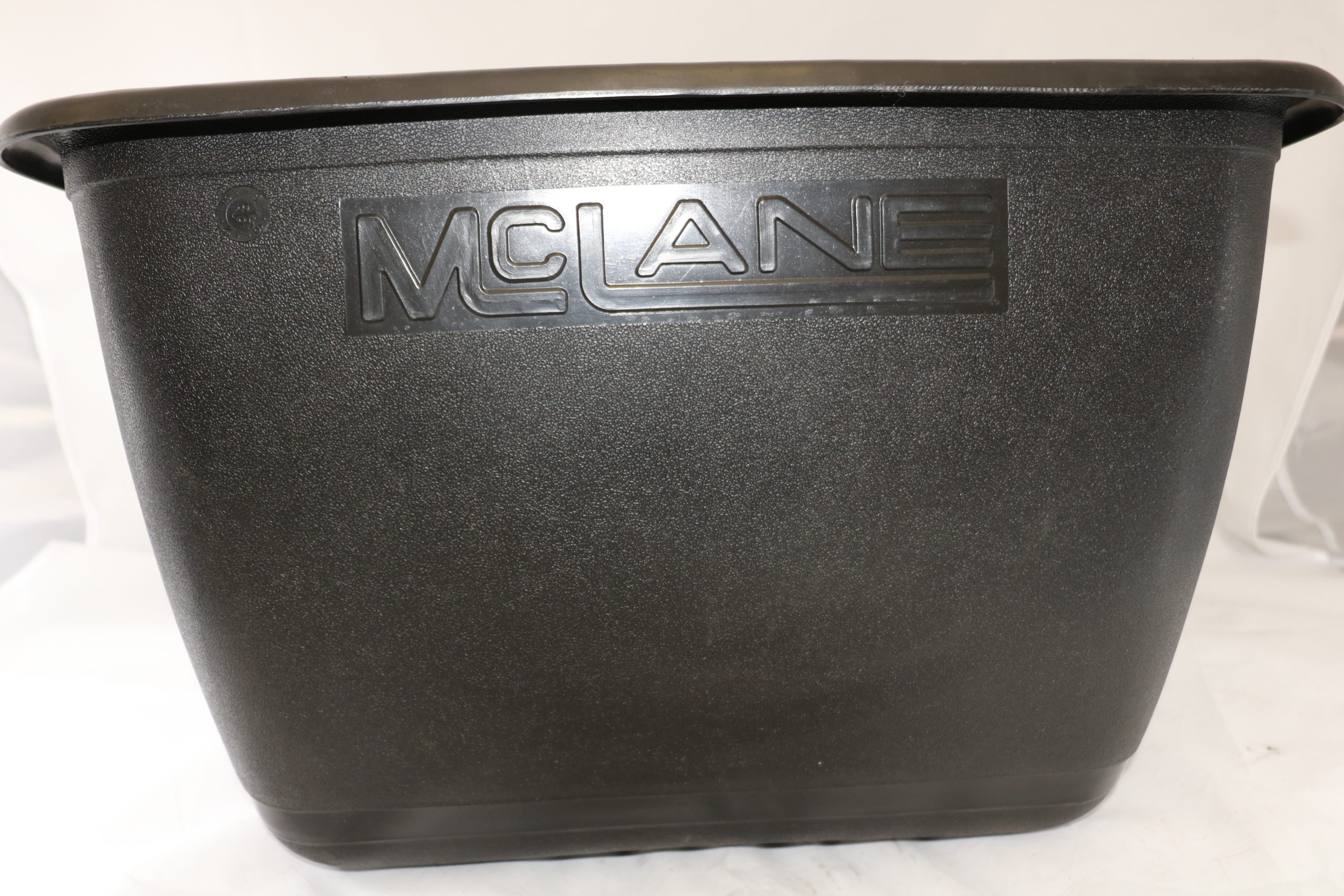 CATCHER COMPLETE FOR 20″ MOWER (WITH HOOKS) – McLane made in USA since 1946